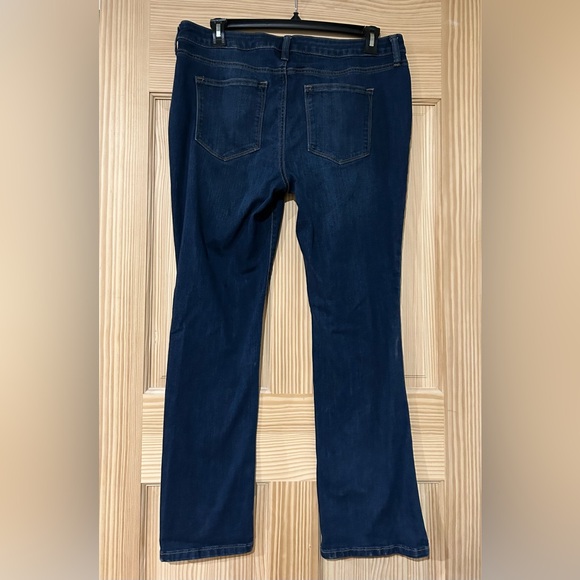 Sonoma Dark Blue Straight Leg Women's Jeans - Picture 2 of 3